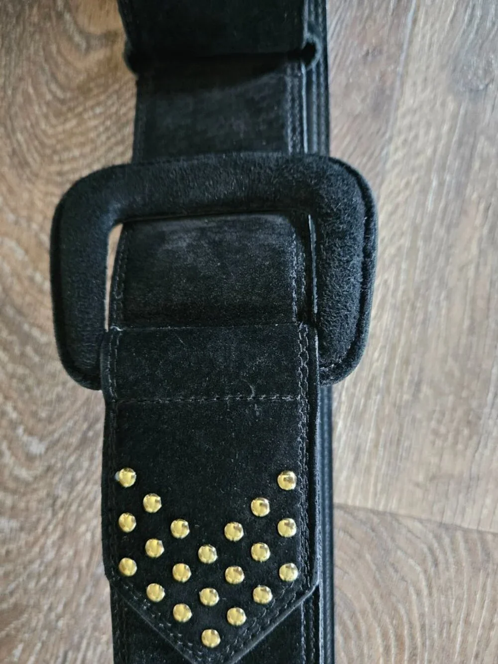 Albert Nipon vintage black suede western boho gold stud women's belt size large